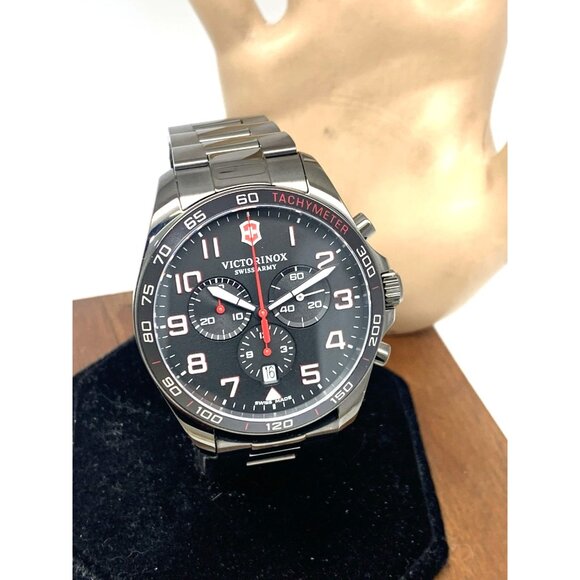 Victorinox Swiss Army Men's Watch 241890 FieldForce Quartz Chronograph 42mm - Picture 13 of 14